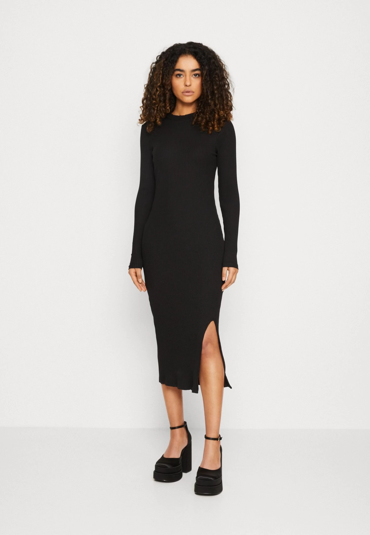 Even&Odd Circ Long Sleeves Midi High Slit Dress - Abito In Maglia - Black