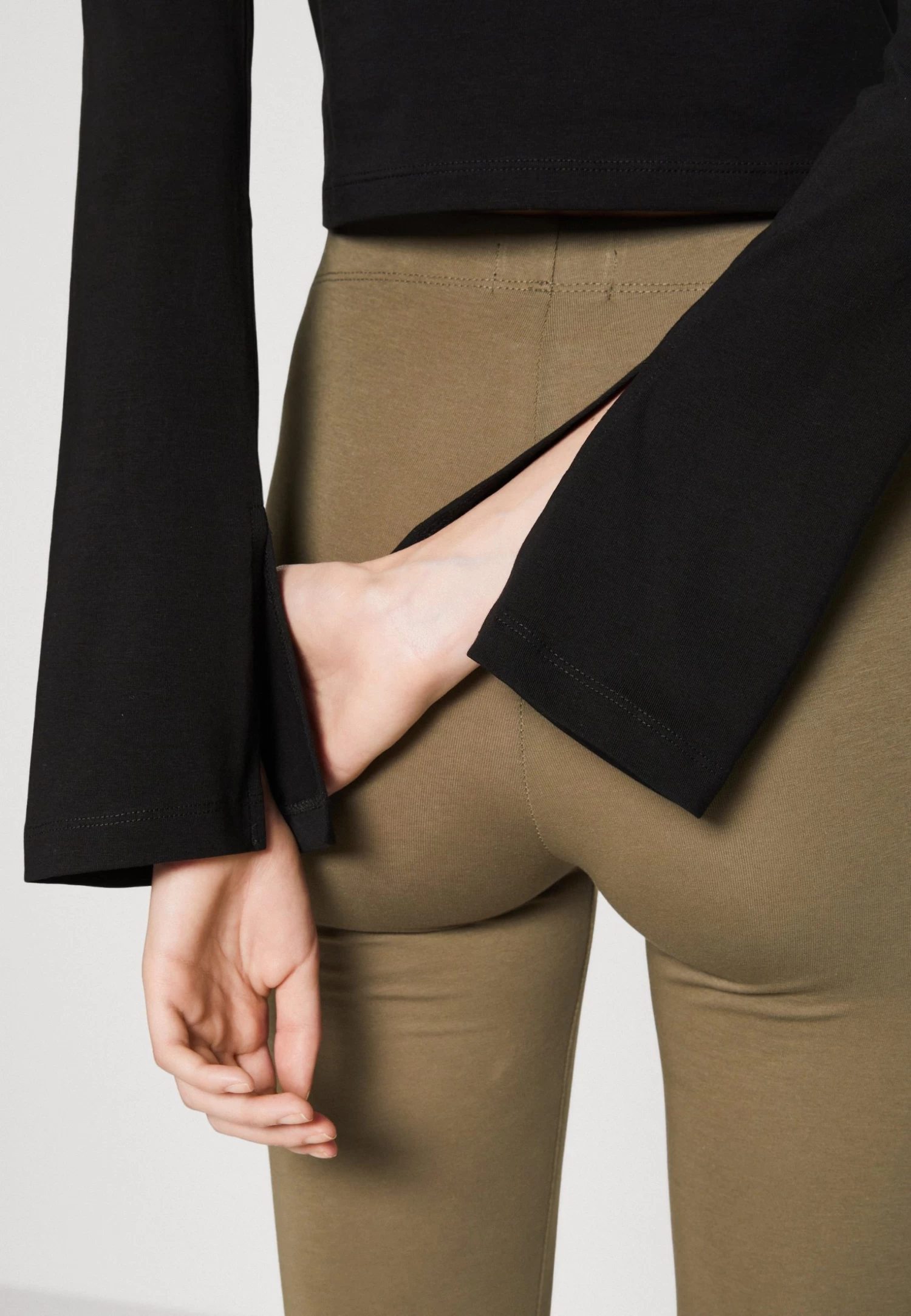 Even&Odd Maglietta A Manica LungaBlack Donna T-shirt E Top EV421D24V-Q11 - immagine 6