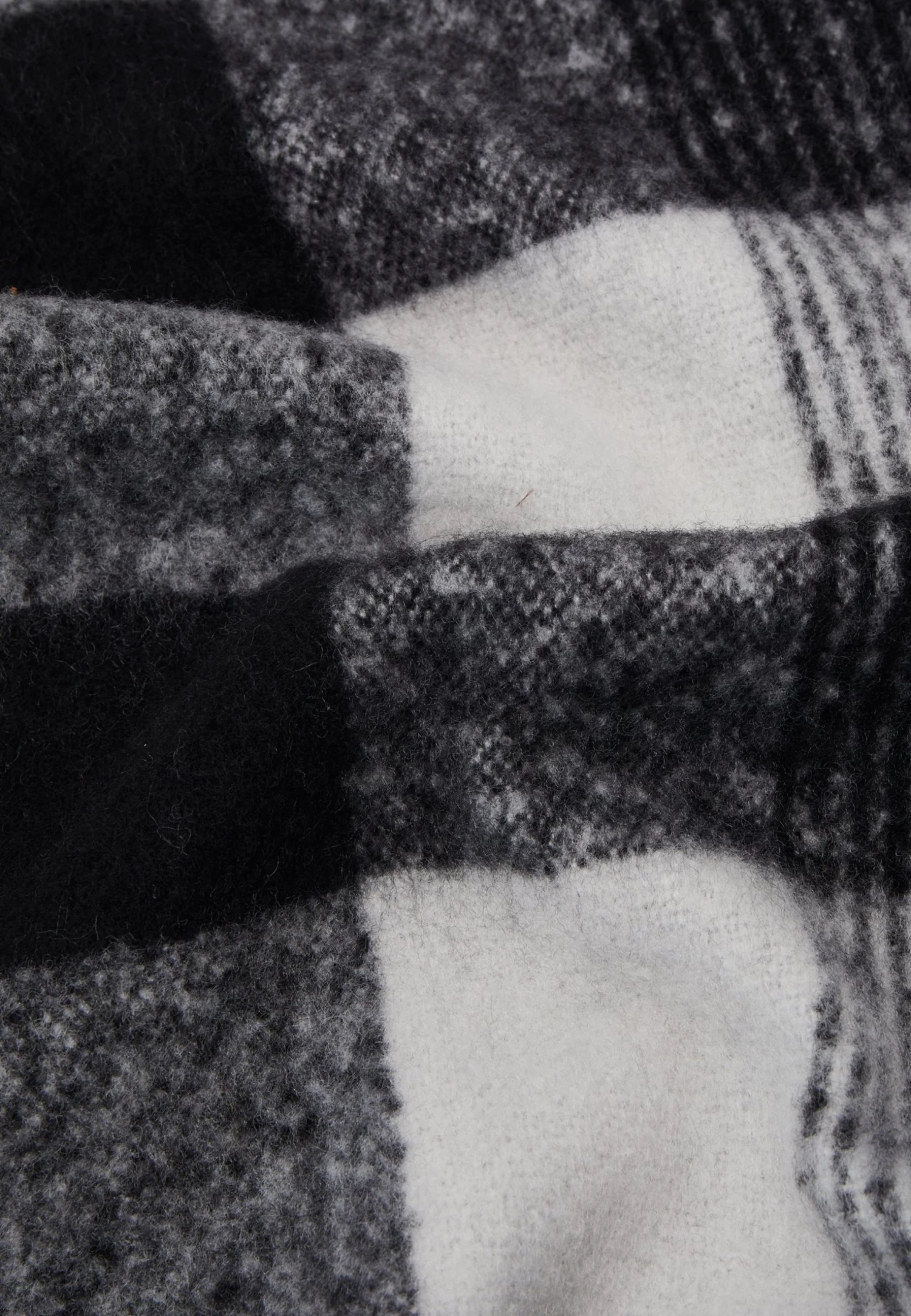 Even&Odd SciarpaGrey/Black Donna Sciarpe EV451G09Z-C11 - immagine 2